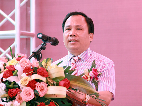 李松炎董事长.jpg 李松炎董事长.jpg